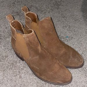 Steve Madden Cognac Dover Suede Chelsea Boot Size 8